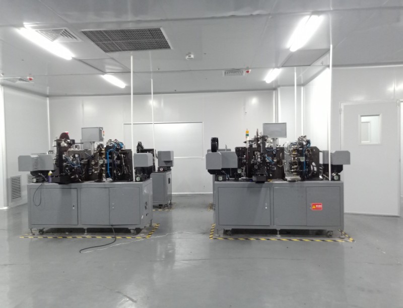 圆柱全自动正极造片机